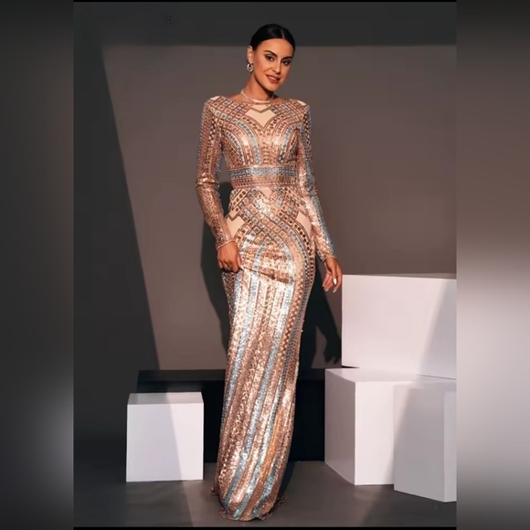 Gold and Blue Bodycon Gown with Plunge Neckline - Picture 5 of 14